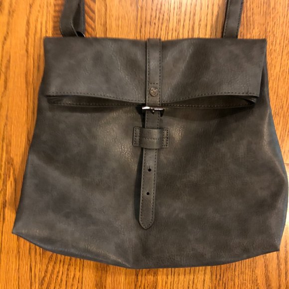 Lot of 2 Bags - Miomojo Vegan crossbody & K&Bo Abbey Fold Over crossbody - EUC - Picture 2 of 16